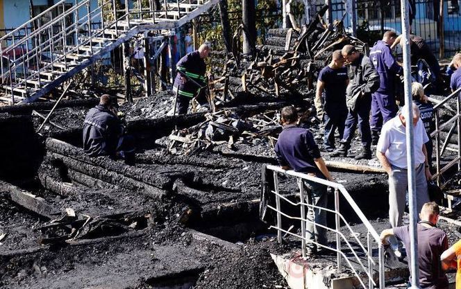 Слідчі також встановлюють, як швидко співробітники табору викликали рятувальників&nbsp; (Фото: Фото: timer-odessa.net)