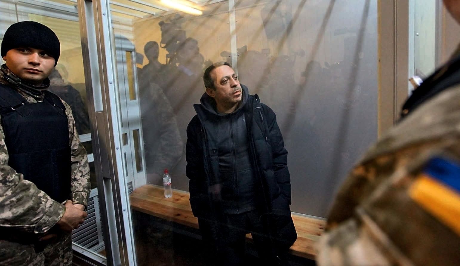 "Что вы думаете о задержании Корбана?" - фото