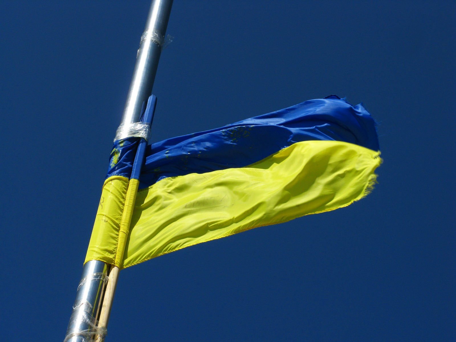 На каком языке должен говорить украинец? - фото