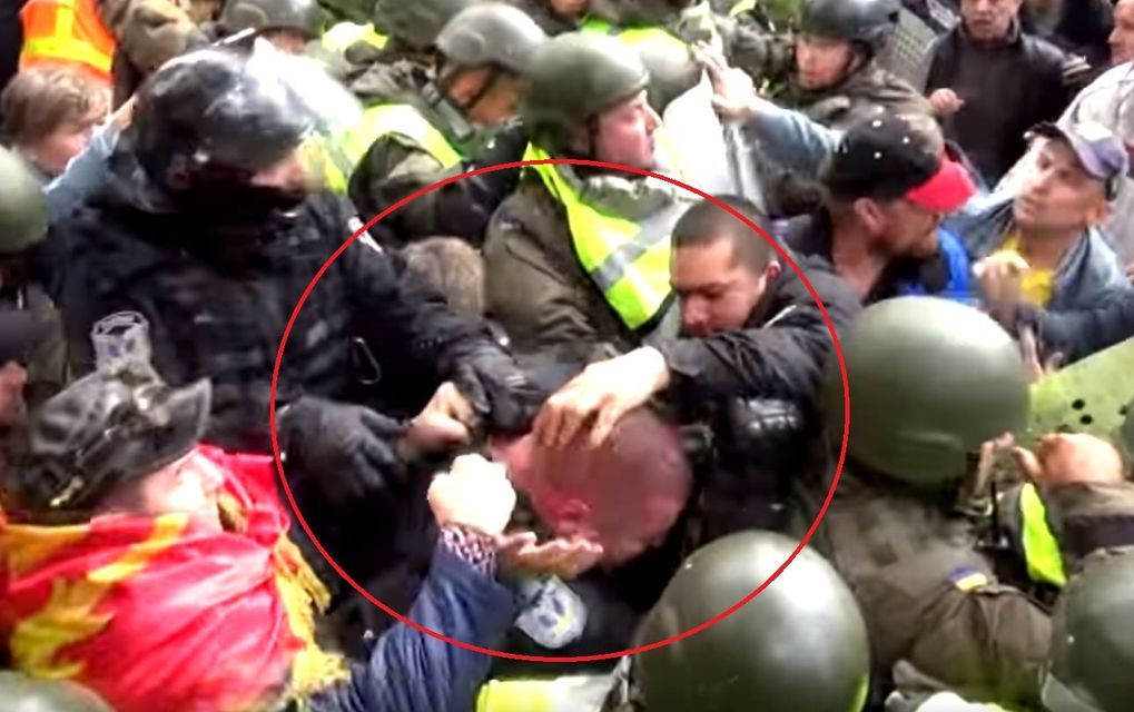 В результате противостояния под Радой 17 октября пострадали четыре человека (Фото: Скриншот)