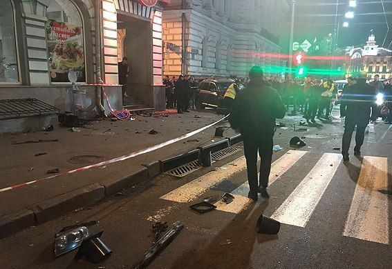 В результате ДТП в центре Харькова погибли пять человек (Фото: Фото: Полиция Харьковской области)