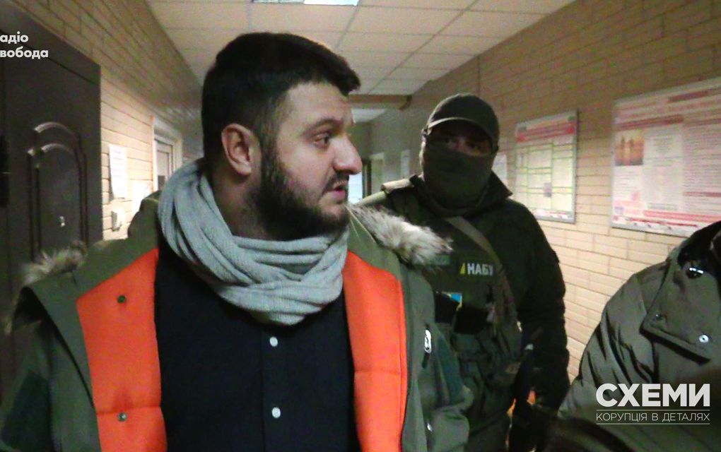 Олександра Авакова привезли в лікарню (стандартна процедура перед доставкою в СІЗО)