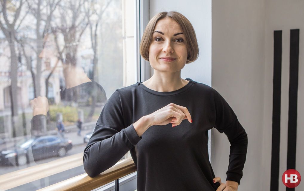 Дар'я Черкашина приїхала до Києва з російськомовного Севастополя 11 років тому, а два роки тому повністю перейшла на українську (Фото: Фото: Олександр Медведєв/НВ )