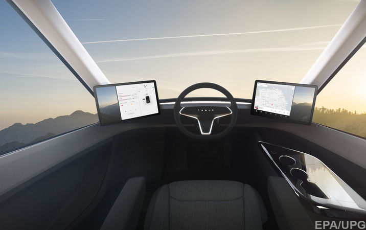Грузовик Маск уже показал. Что будет, если Tesla презентует электрический самолет?