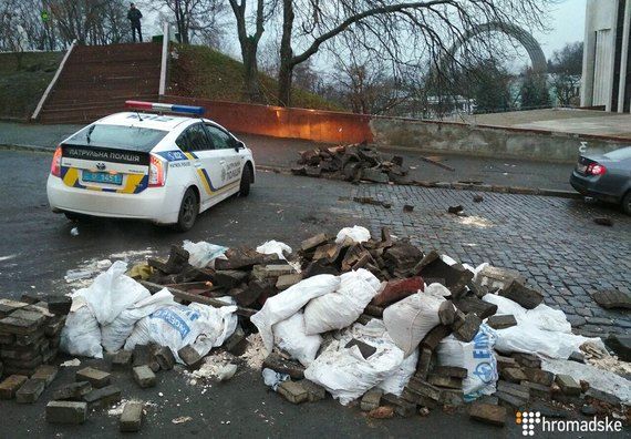 Активисты ушли за Саакашвили, забыв о баррикадах