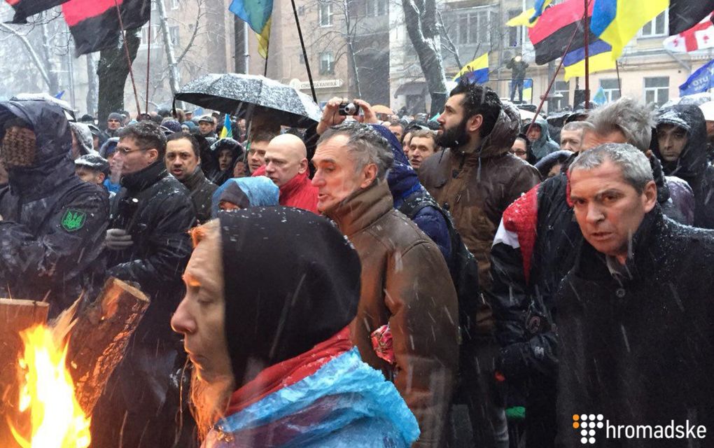Участники митинга с Майдана пошли в СИЗО, где держат Саакашвили