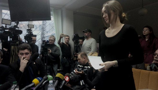 Марина Ковалева утверждает, что Lexus  ехал на мигающий зеленый со скоростью не более 75 км в час