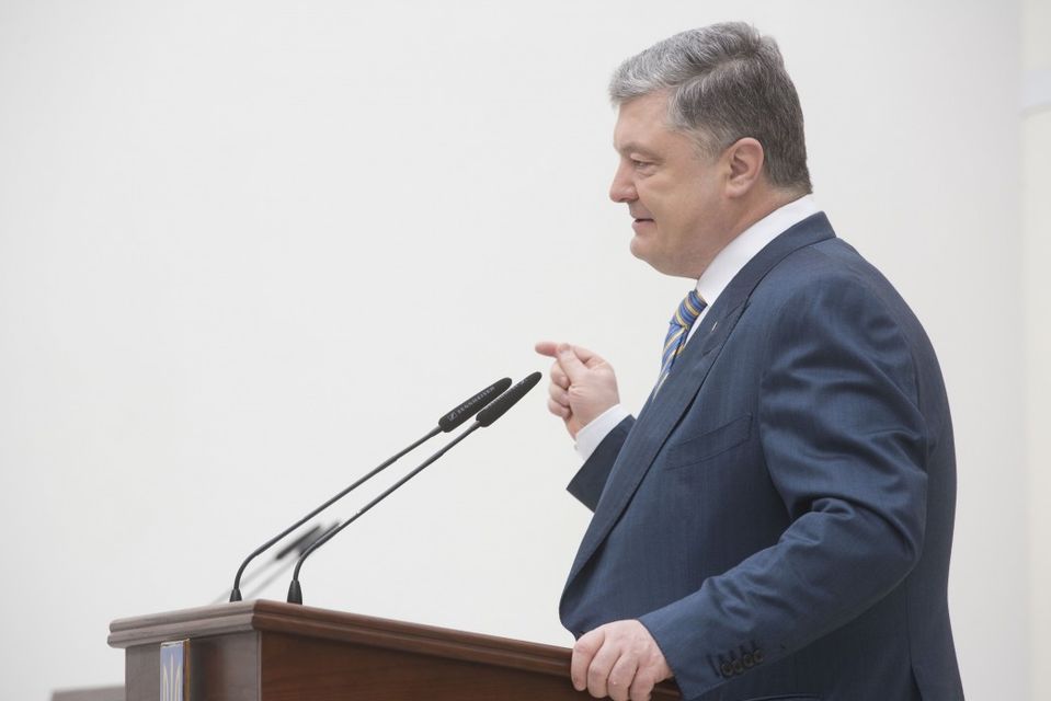 Петр Порошенко призвал ЕС действовать аналогичным образом 