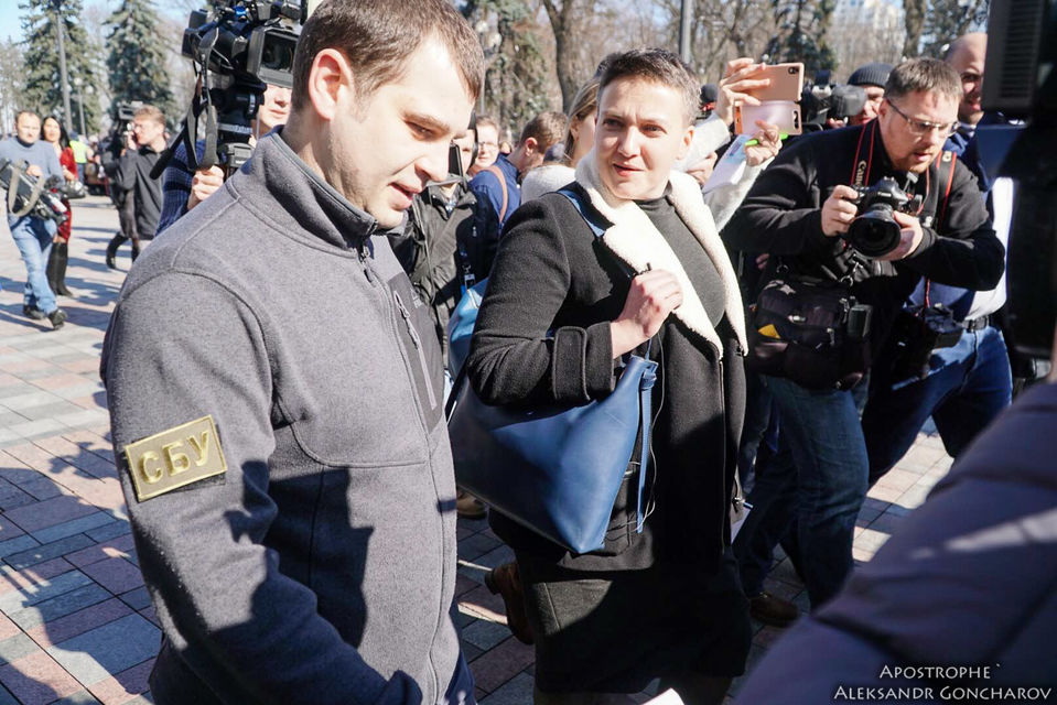 Генпрокуратура настаивает на аресте для Савченко без возможности залога