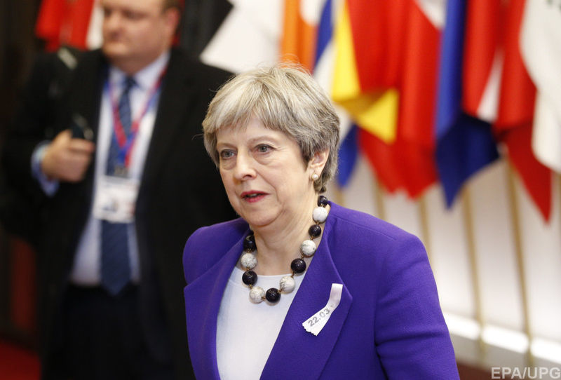 Тереза Мэй рассказала о Новичке канцлеру Германии и президенту Франции