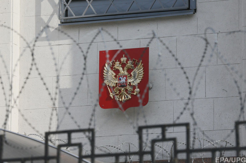 Посольства России в Лондоне и Париже направили в МИД Великобритании и Франции ноты с вопросами по делу Скрипалей