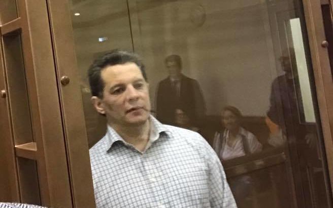  Не виключено обмін Романа Сущенка на заарештованого в Україні Кирила Вишинського  (Фото:  Фото: Марк Фейгін via Facebook)