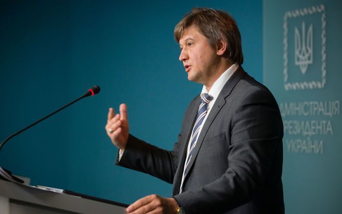 При этом, как отметил министр, госбюджет на этот год предусматривает получение траншей МВФ и доступ к внешним рынкам заимствований (Фото: Фото: АП)