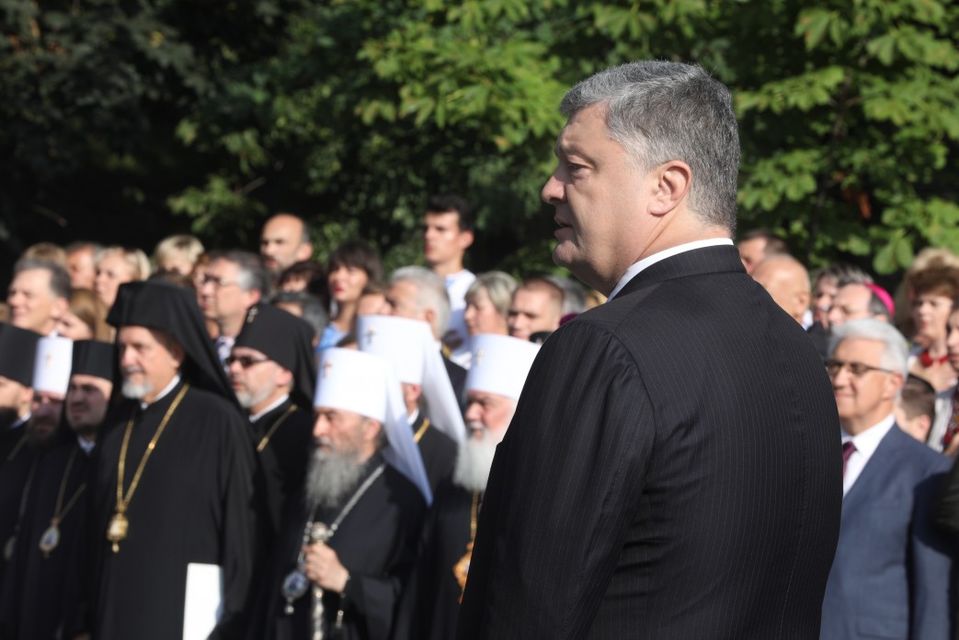 Порошенко выступил по случаю годовщины Крещения Киевской Руси (Фото: Фото: Пресс-служба АП)