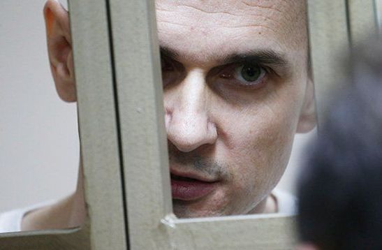  Олег Сенцов придерживается голодовки с 14 мая  (Фото:  Фото: Mariana Betsa via Twitter)
