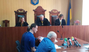  Фігурант справи пішов на угоду зі слідством 