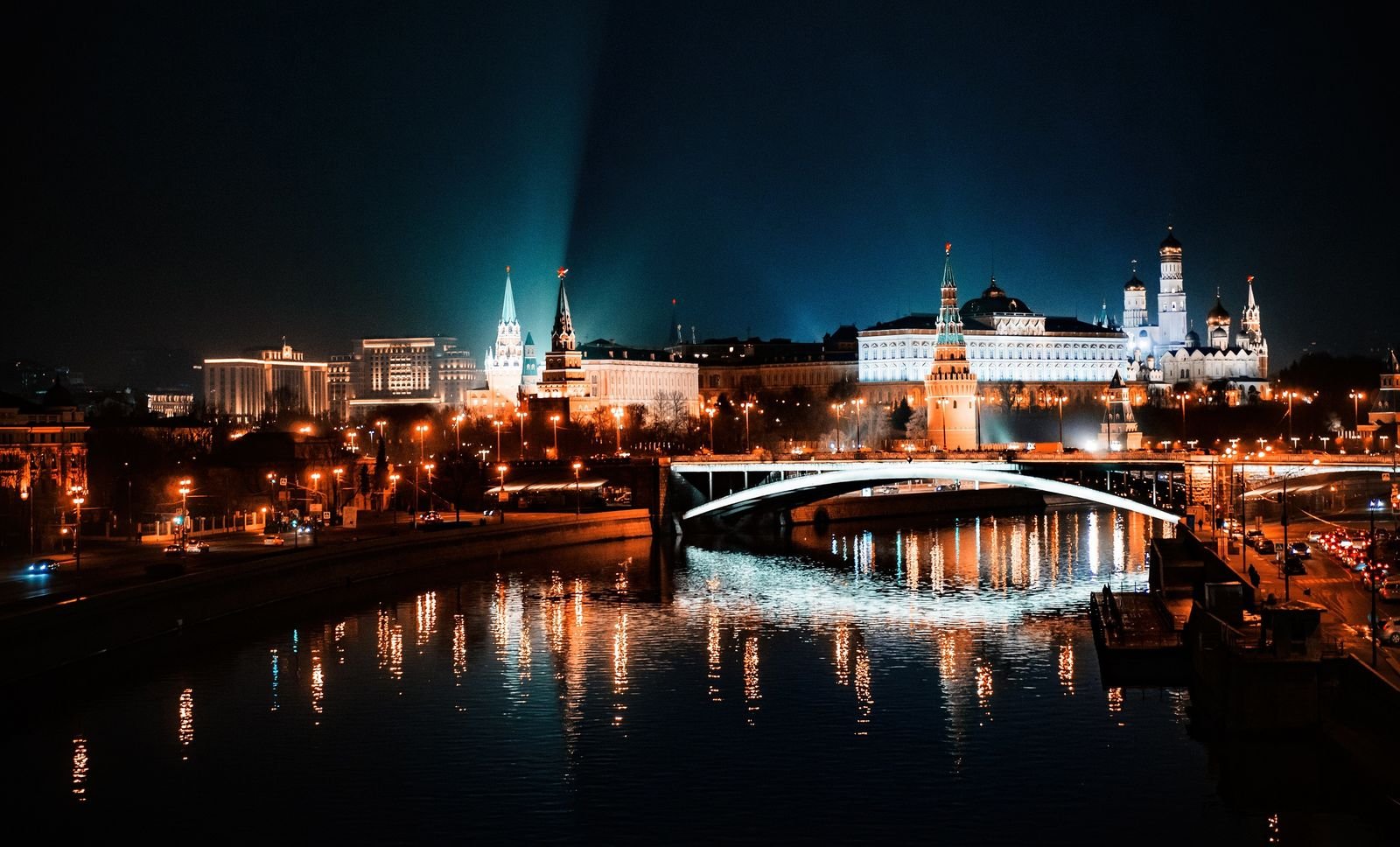 Власть в немилость - фото
