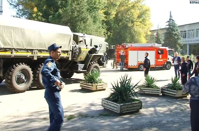 Вибухи в коледжі забрали життя 18 людей  (Фото:  Скріншот з відео)