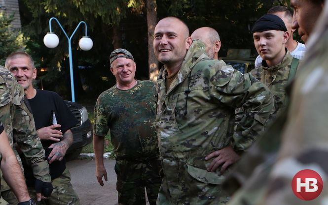 У Правому секторі попросили не асоціювати партію з УДА Яроша