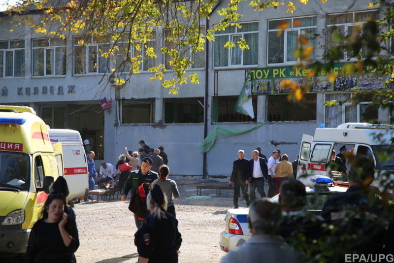  Вибух в Керчі забрав життя 19 осіб 