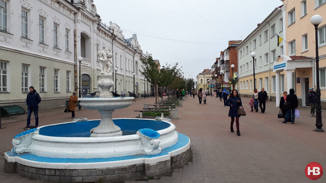 Центральна пішохідна вулиця Глухова, яку місцеві називають 