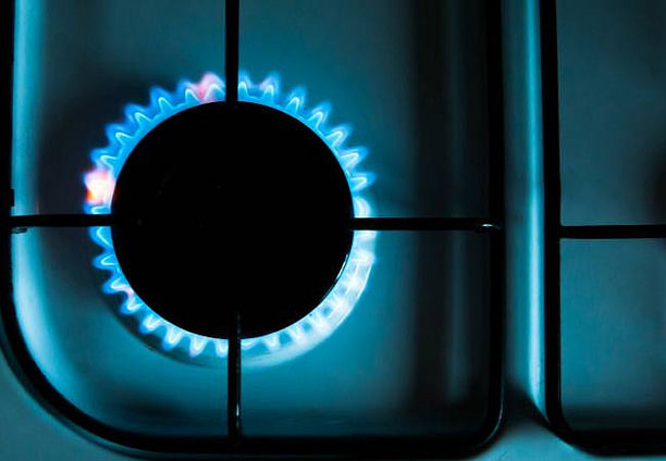 Після підвищення ціни на газ українці більше платитимуть за тепло (Фото: AGTL TaxLegal / flickr)