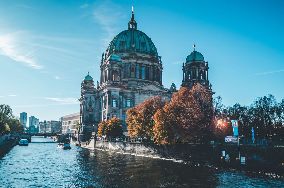 Берлинский кафедральный собор - одна из визитных карточек Берлина (Фото: Фото: Unsplash)