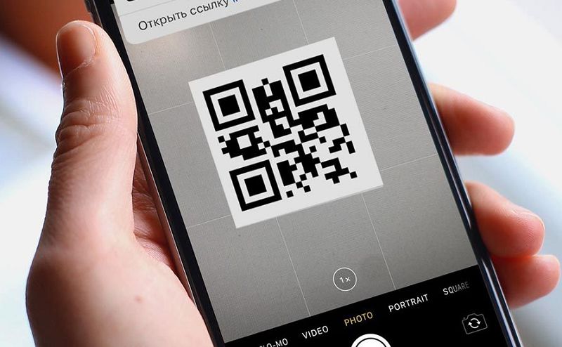  Чек формується у вигляді QR-коду, а покупець може його побачити на екрані  (Фото:  Фото: iphones.ru)