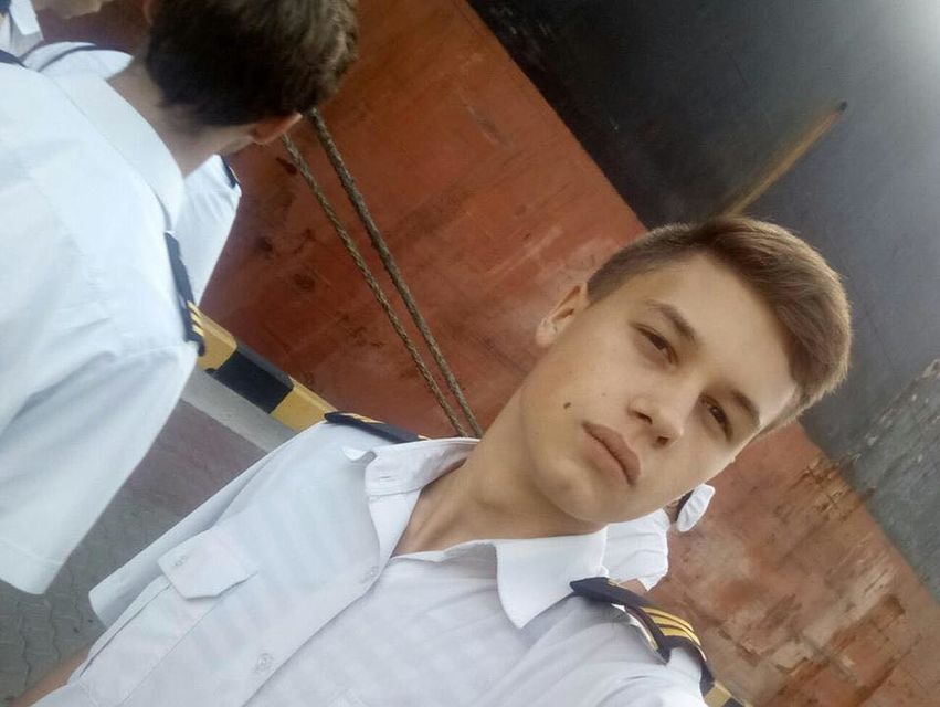  Один из раненых украинских мояк - 18-летний курсант Андрей Эйдер  (Фото:  фото: Iryna Gerashchenko via Facebook)