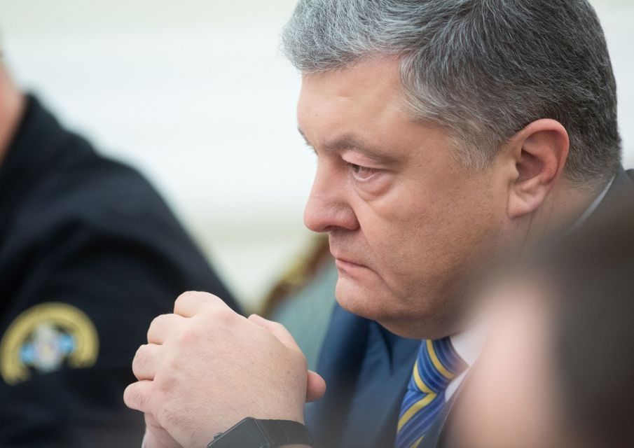  Порошенко подписал указ о введении военного положения 26 ноября (Фото:  Фото: пресс-служба президента)
