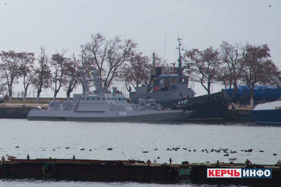 На военных кораблях обнаружили оружие