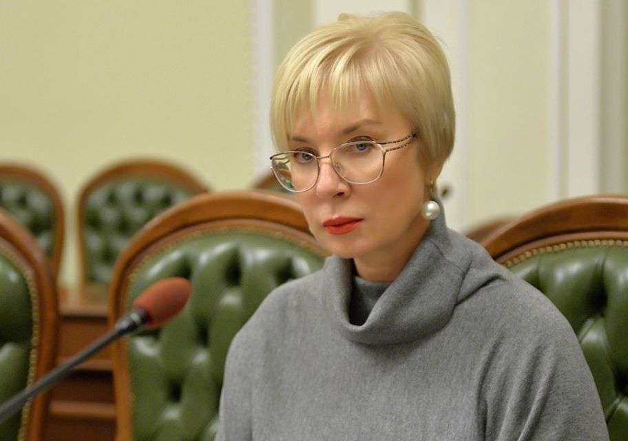 Омбудсмен Людмила Денісова повідомила, що намагається організувати зустріч з родинами військовополонених моряків