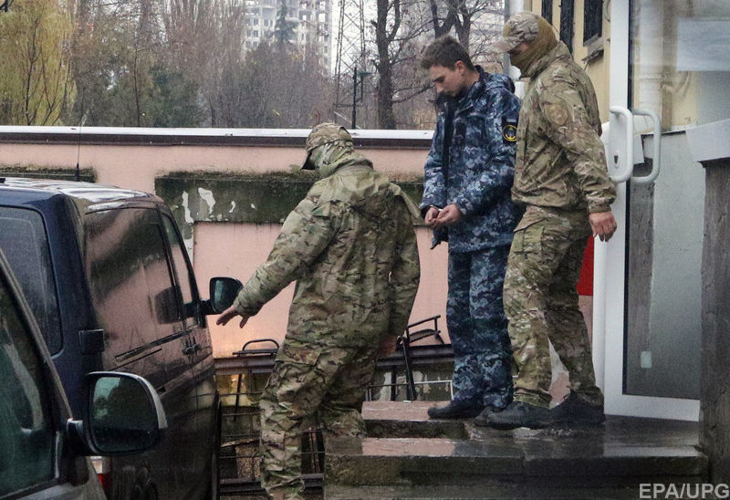 В России утверждают, что захваченные украинские моряки получают необходимое лечение