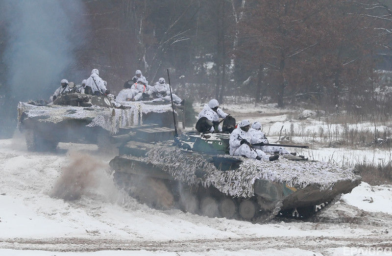 Муженко оценил военную угрозу со стороны России как крупнейшую с 2014 года