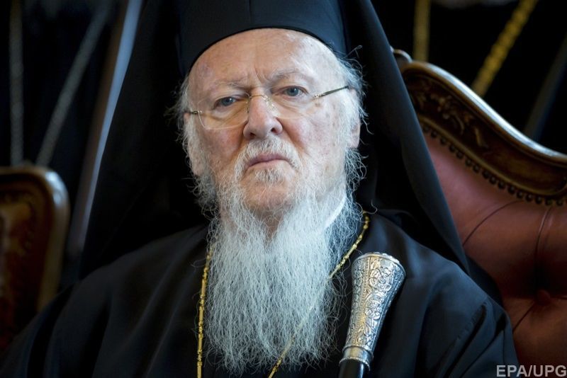 Варфоломей ответил на обвинения шуткой