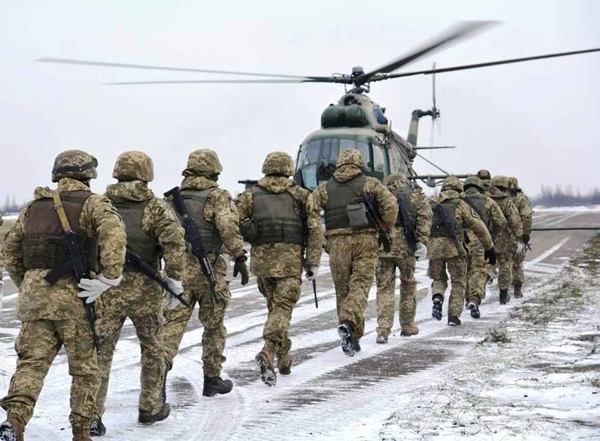 Внеочередные сборы резервистов провели из-за введения военного положения (Фото: Фото: ДШВ ВСУ)
