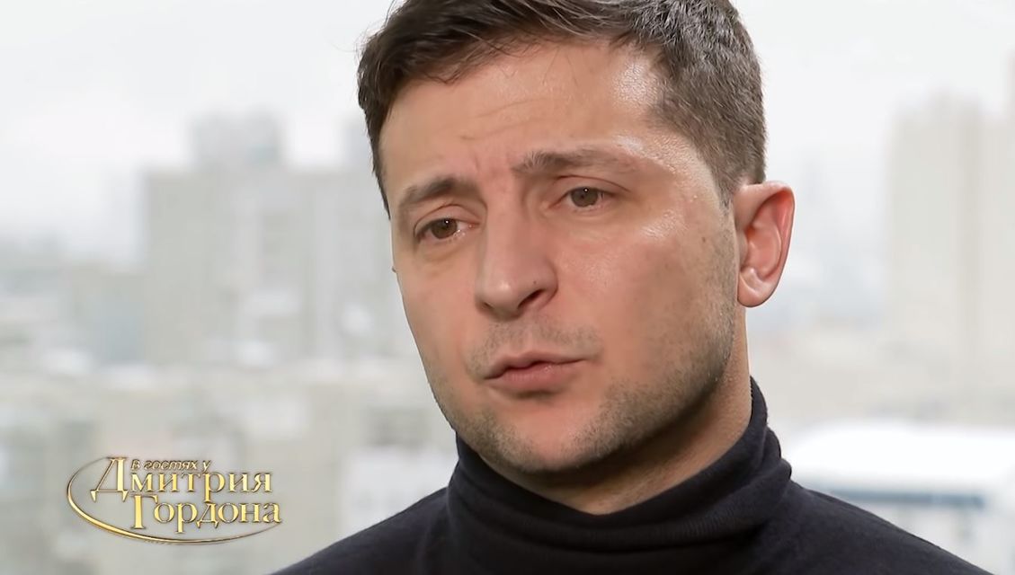 Владимир Зеленский прокомментировал свое участие в выборах президента (Фото: Кадр из видео канала В гостях у Дмитрия Гордона via Youtube)