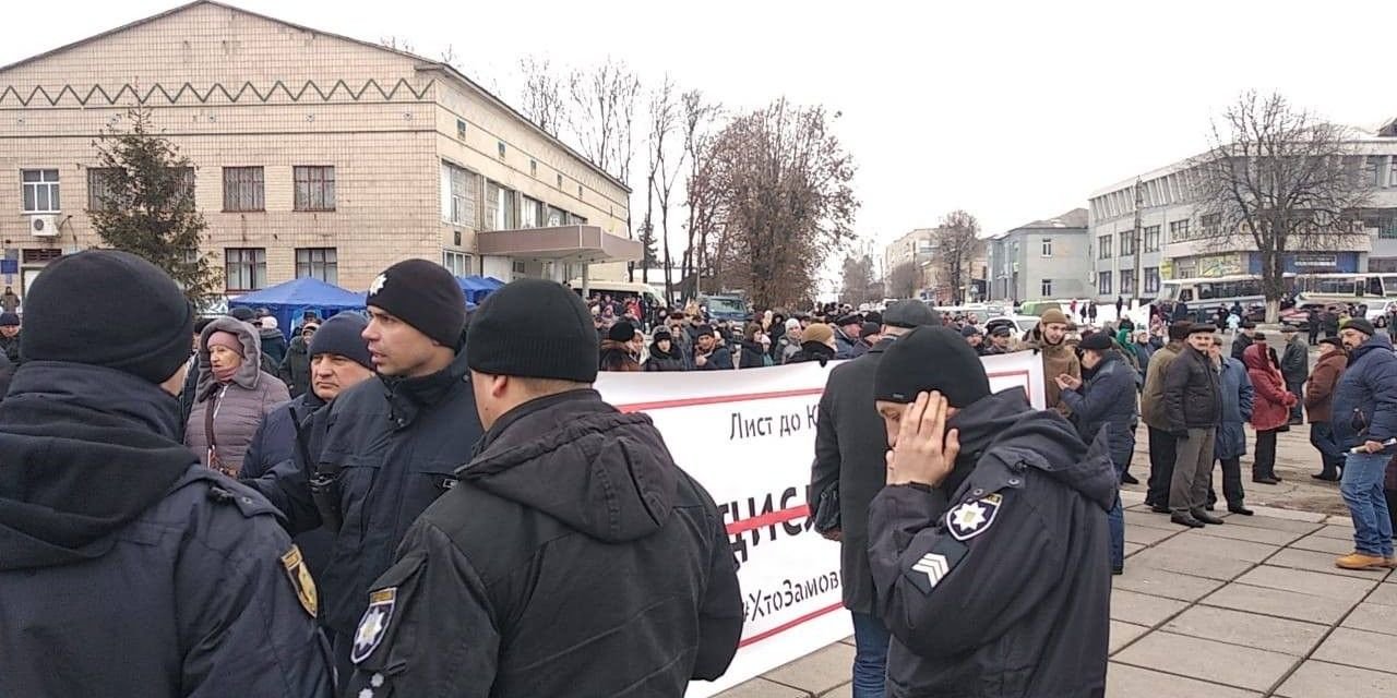 Поліція — з народом?  - фото