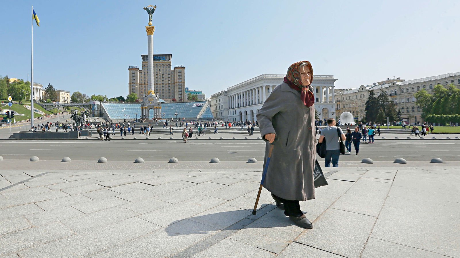 Придуманная бедность - фото