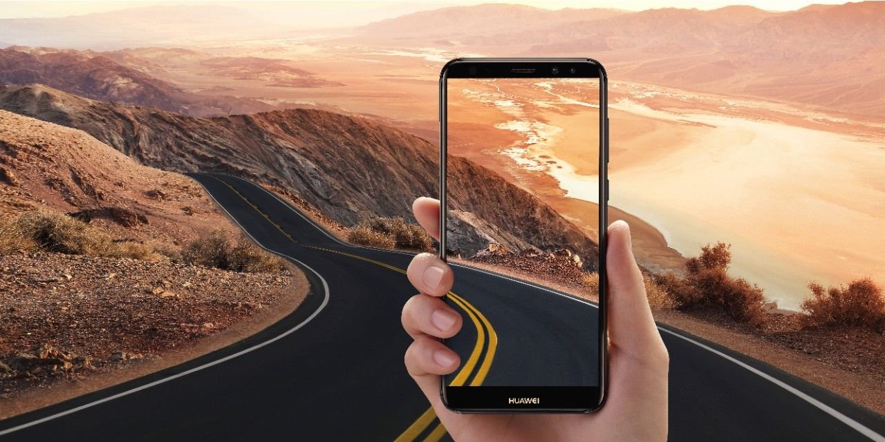 Смартфона в житті багато не буває - фото
