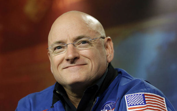 Скотт Келлі: Наша планета &ndash; найпрекрасніше, що я бачив у житті, і нам дуже пощастило бути тут (Фото: Фото: bandwidthblog.com)