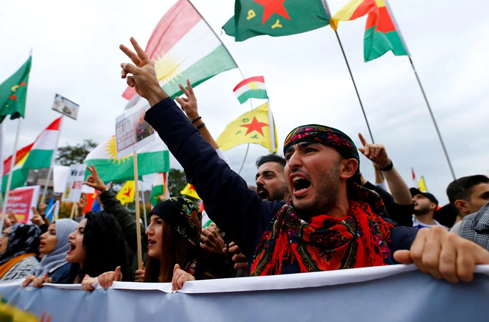 Протест в Кельне (Фото: REUTERS/Thilo Schmuelgen)