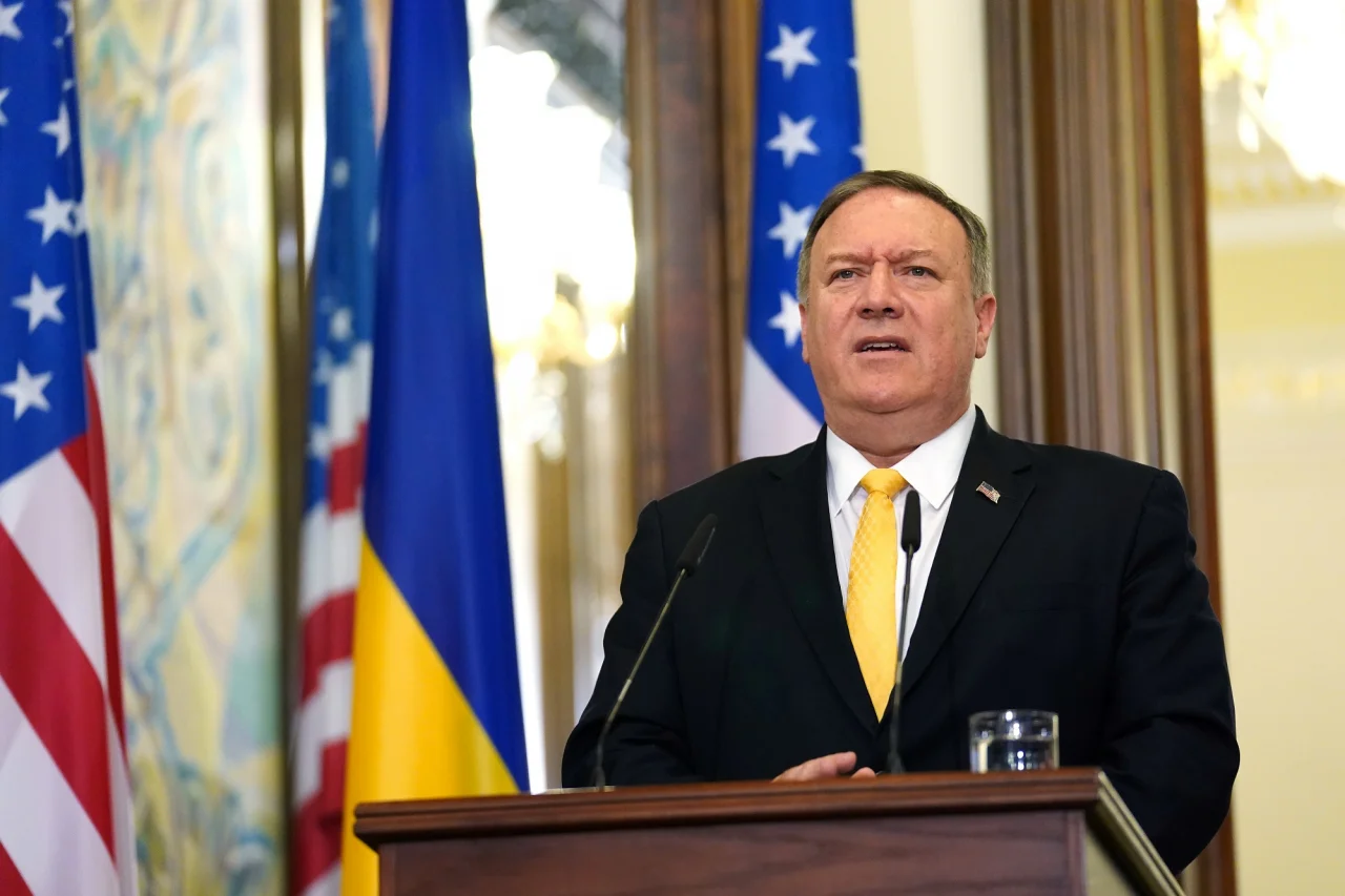 REUTERS / Kevin Lamarque / Pool