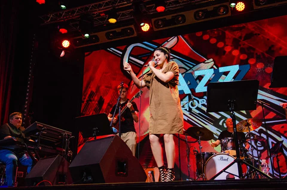 Джаз для взрослых с Алексеем Коганом (Фото: @facebook / Laura Marti)