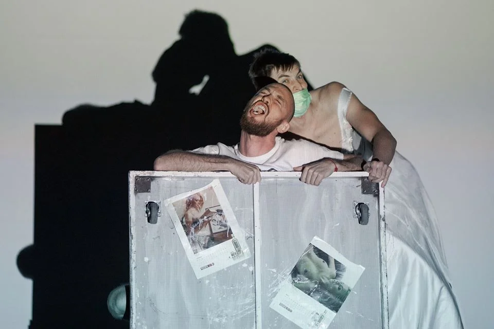 Кадр из спектакля Виталик (Фото: @facebook / Дикий театр)