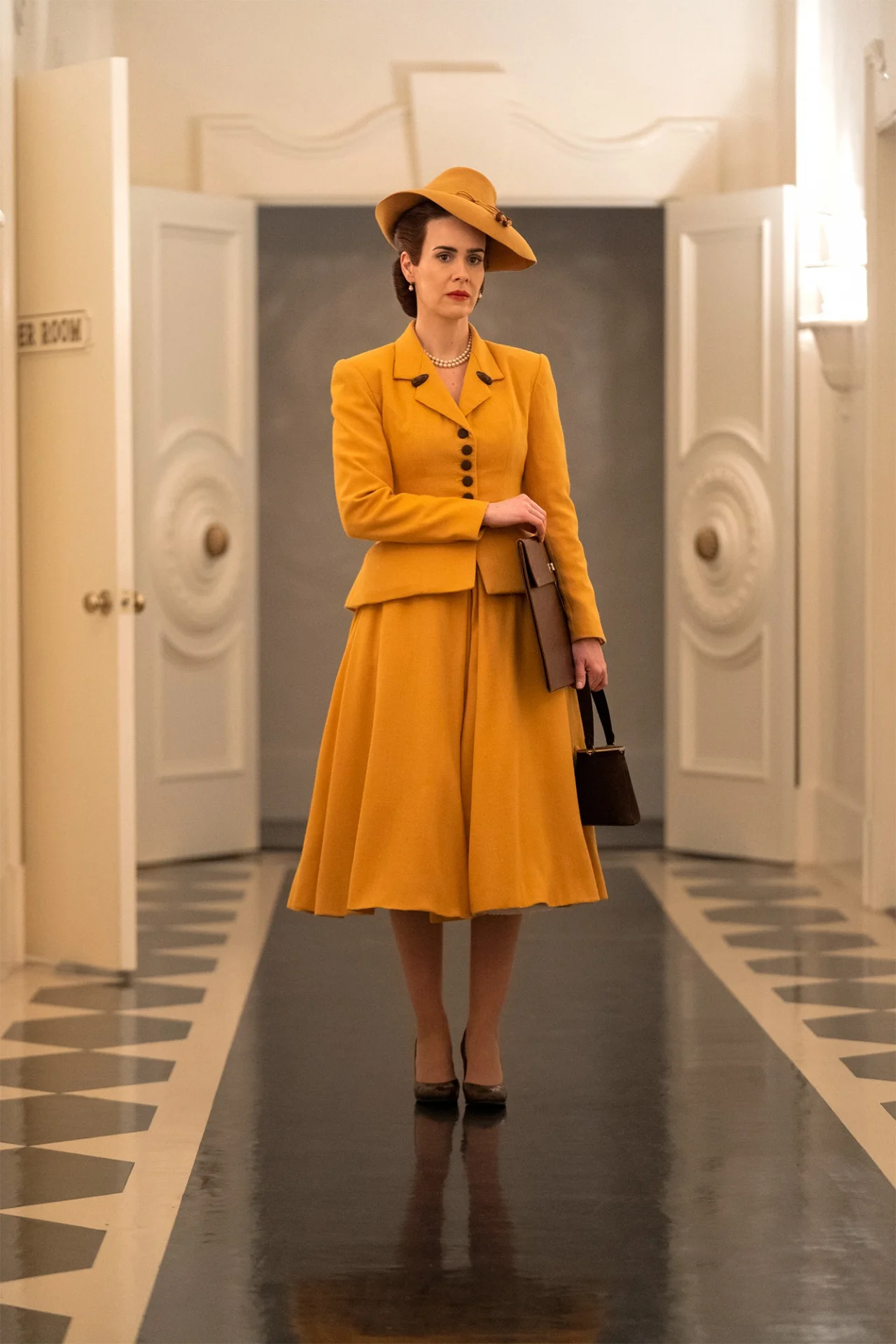 Кадр из сериала Рэтчед (Фото: @Netflix)