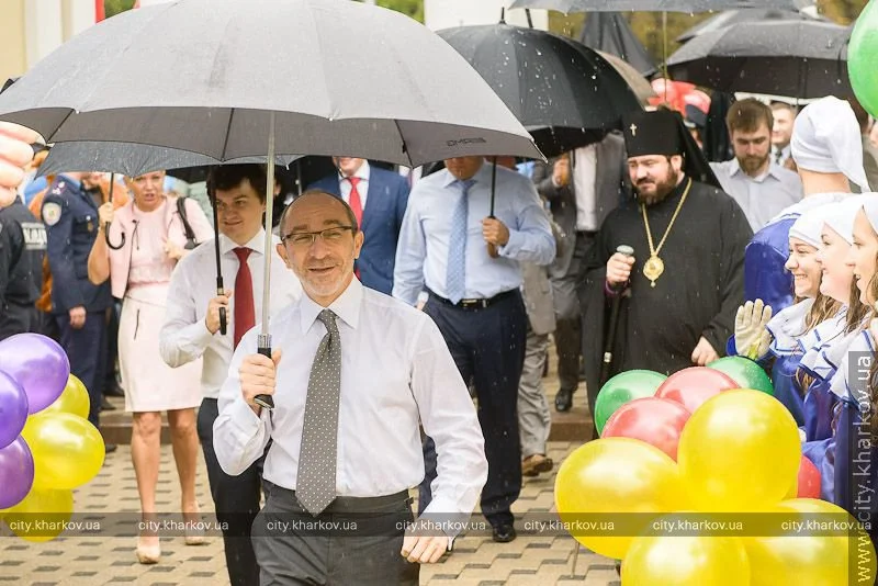 Кернес на відкритті Парку імені Горького після реконструкції, 23 серпня 2012 року (Фото: Харківська міськрада)