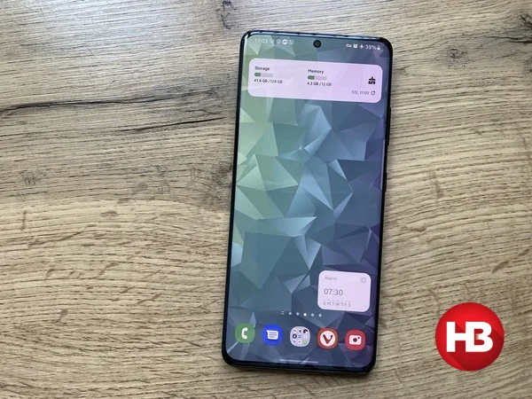 Samsung Galaxy S21 Ultra (Фото: НВ)