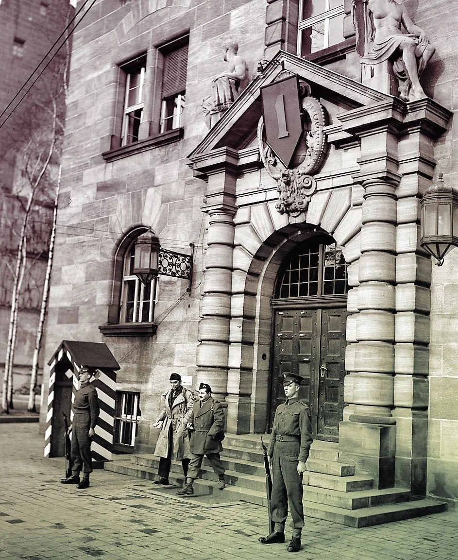 Уцелевшее для суда: 