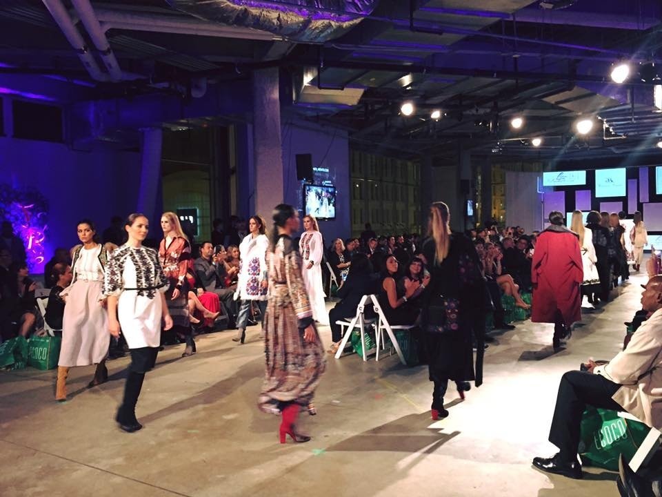 Жупаны и кожухи в США: украинский дизайнер показала этническую ...